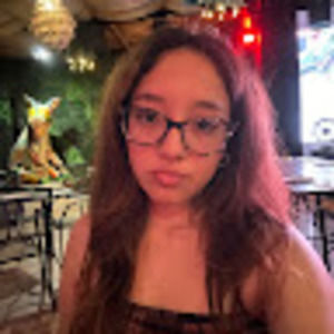 Meet your Posher, Mayra